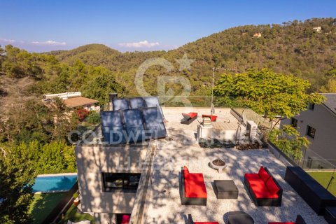 Продажа дома в Барселона, Испания 6 спален, 547м2 №160274 - фото 3