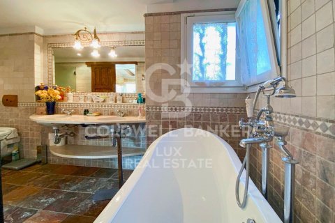 Продажа виллы в Кадакес, Герона, Испания 7 спален, 575м2 №160273 - фото 29