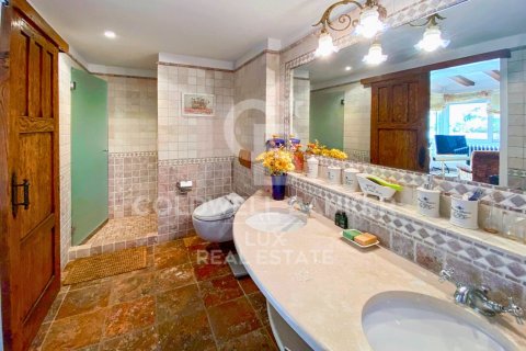 Продажа виллы в Кадакес, Герона, Испания 7 спален, 575м2 №160273 - фото 30