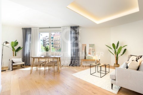 Huoneisto myytävänä Barcelona, Espanja, 2 makuuhuonetta, 93 m2 No. 160270 - kuva 1