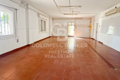 Casa in vendita a Barcelona, Spagna 8 camere da letto, 950 mq. N° 160275 - foto 23