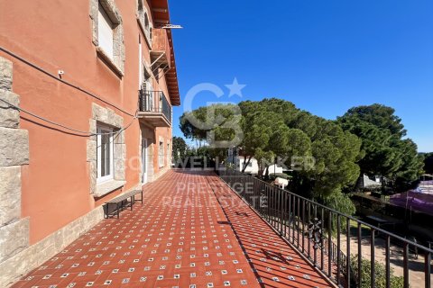 Casa in vendita a Barcelona, Spagna 8 camere da letto, 950 mq. N° 160275 - foto 4
