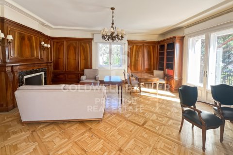 House zum Verkauf in Barcelona, Spanien 8 Schlafzimmer, 950 m2 Nr. 160275 - Foto 8