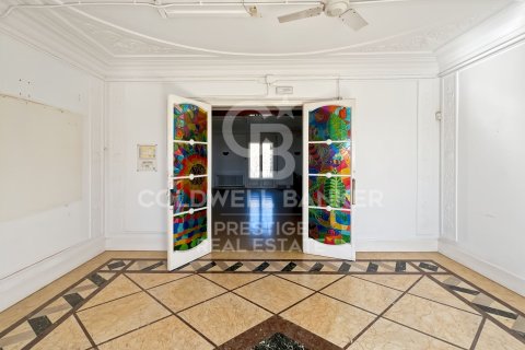 Casa in vendita a Barcelona, Spagna 8 camere da letto, 950 mq. N° 160275 - foto 15