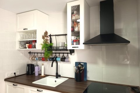 Bungalow till salu i Torrevieja, Alicante, Spanien 1 sovrum, 60 kvm. Nr. 183062 - foto 16