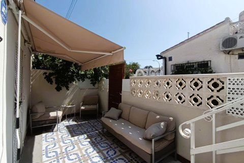 Bungalow till salu i Torrevieja, Alicante, Spanien 1 sovrum, 60 kvm. Nr. 183062 - foto 4