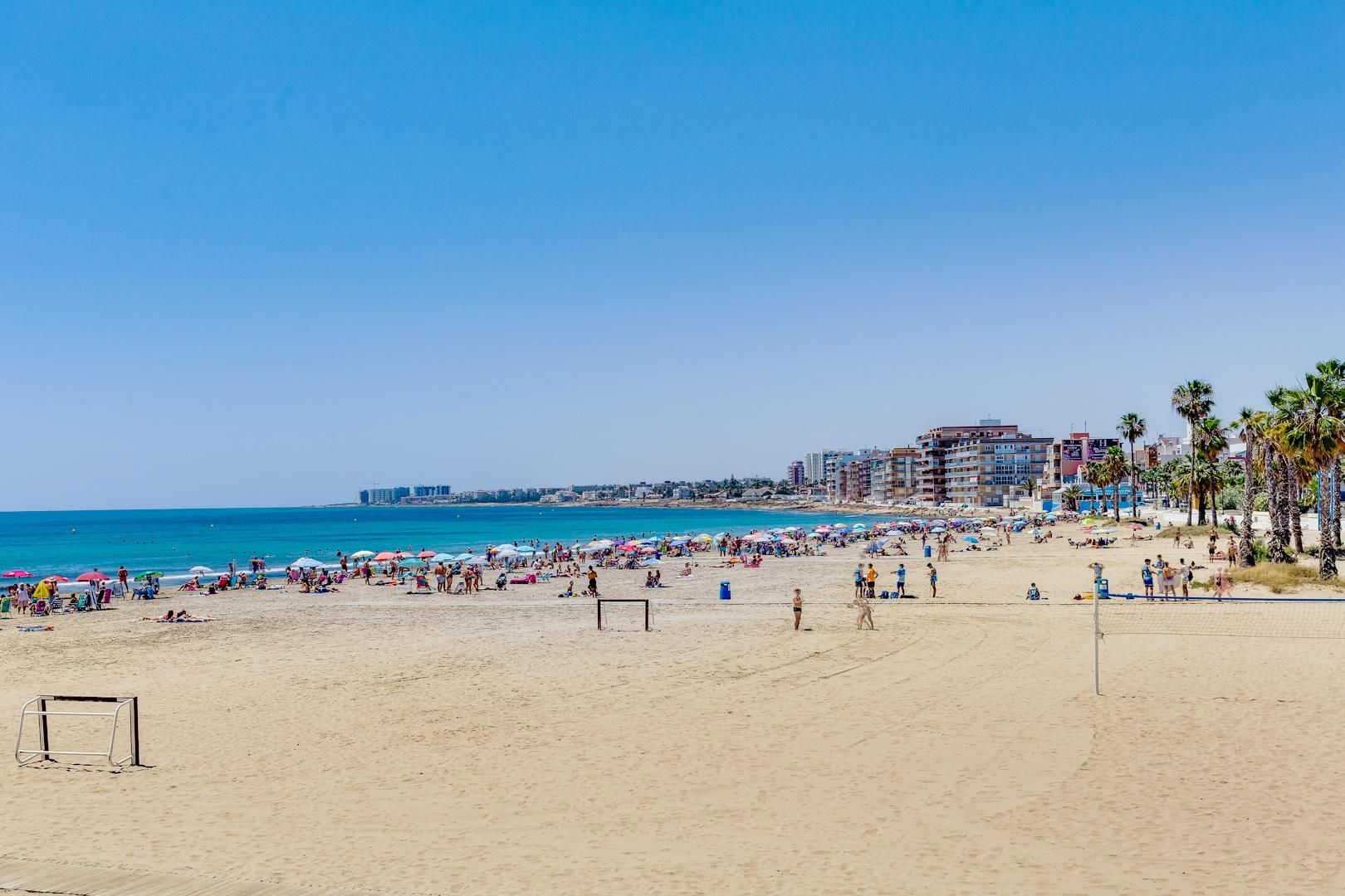 Bungalow in Torrevieja, Alicante, Spain 60 sq.m. No. 183061
