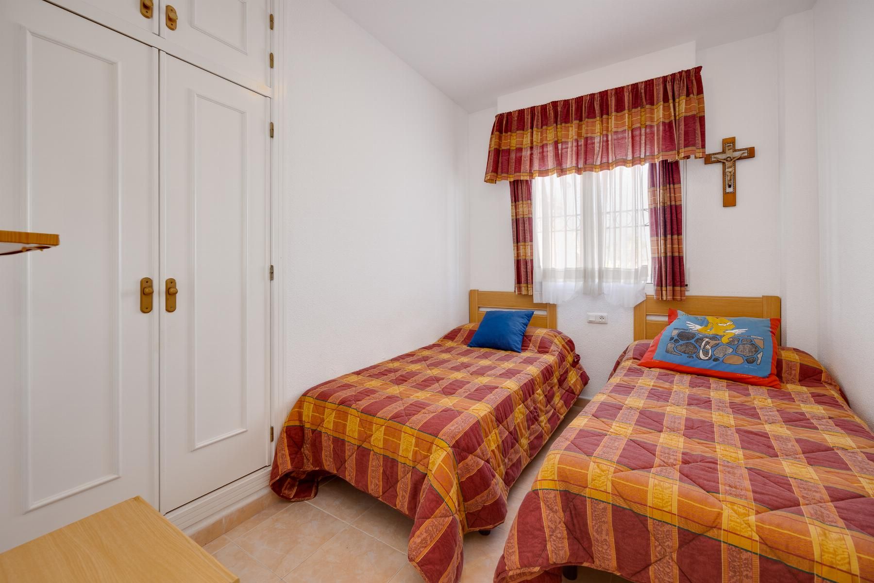 Bungalow in Torrevieja, Alicante, Spain 60 sq.m. No. 183061