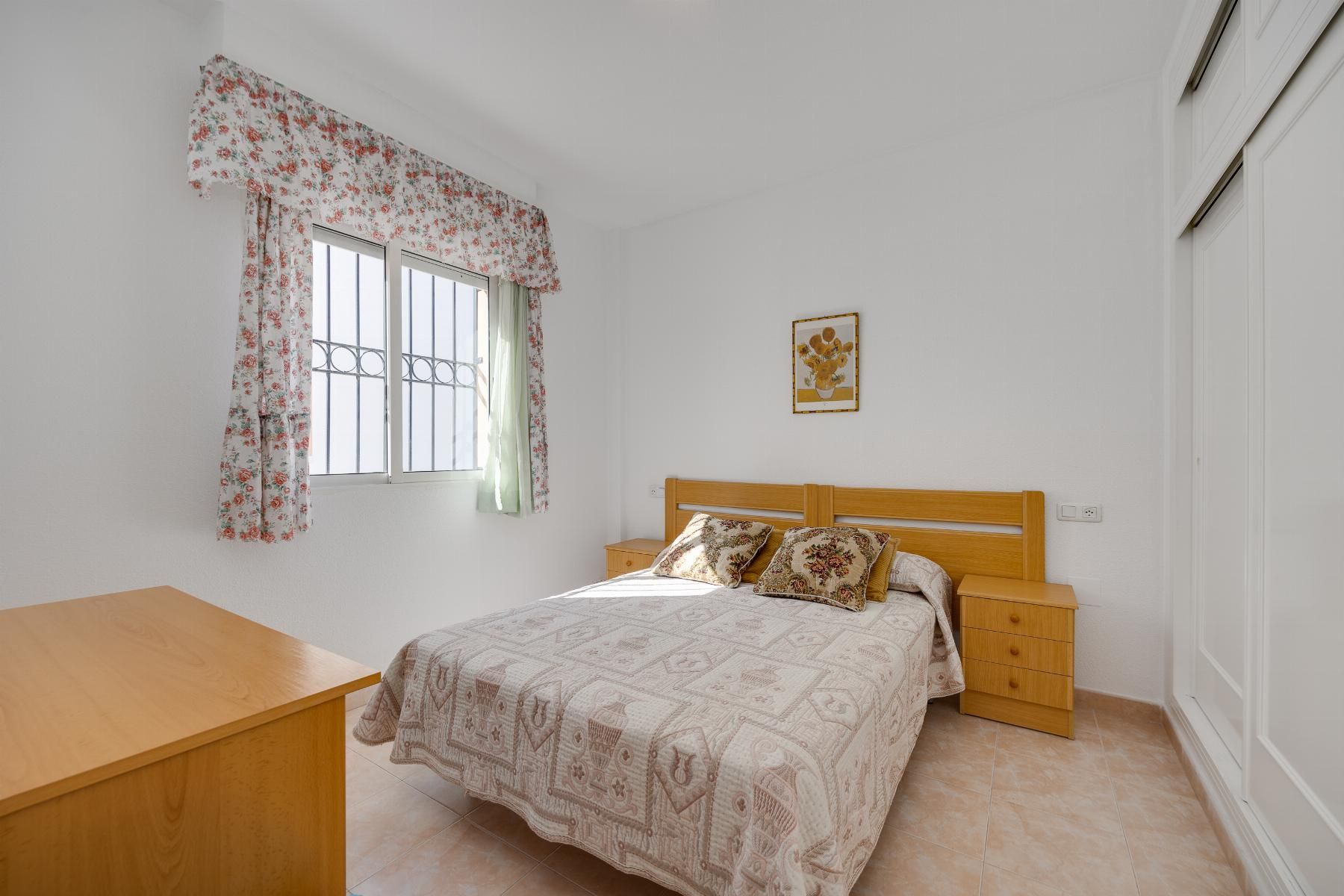 Bungalow in Torrevieja, Alicante, Spain 60 sq.m. No. 183061