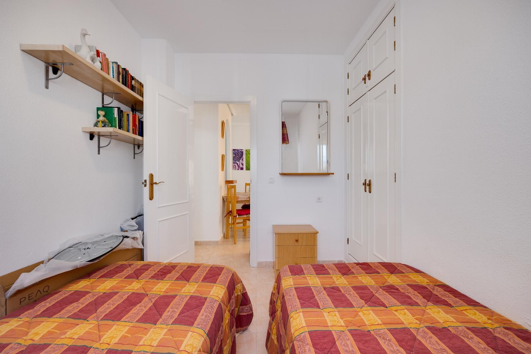 Bungalow in Torrevieja, Alicante, Spain 60 sq.m. No. 183061