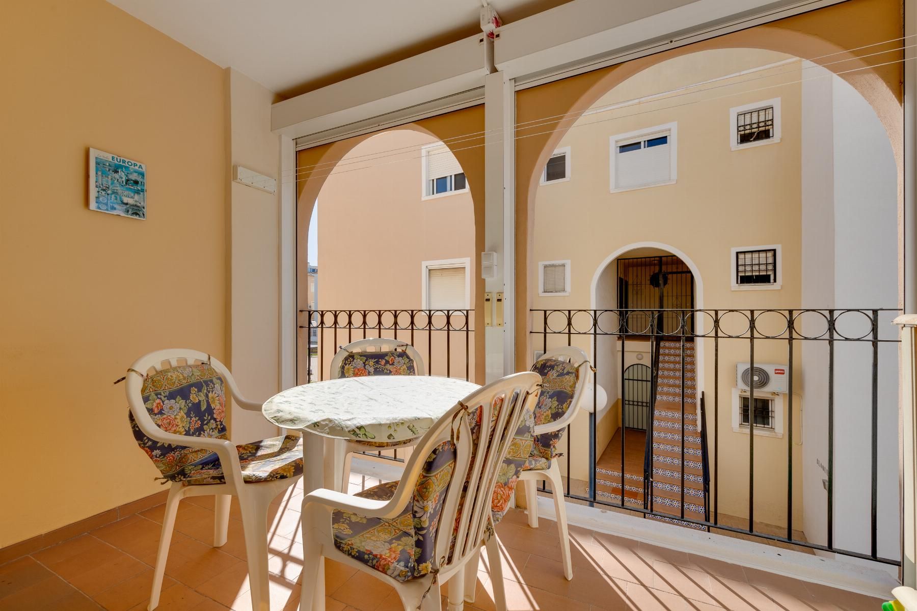 Bungalow in Torrevieja, Alicante, Spain 60 sq.m. No. 183061