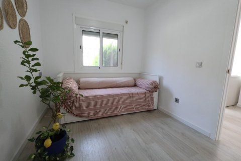 Bungalow for sale in Torrevieja, Alicante, Spain 1 bedroom, 50 sq.m. No. 183063 - photo 10