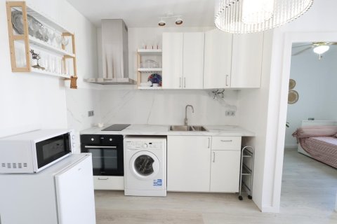 Bungalow for sale in Torrevieja, Alicante, Spain 1 bedroom, 50 sq.m. No. 183063 - photo 7