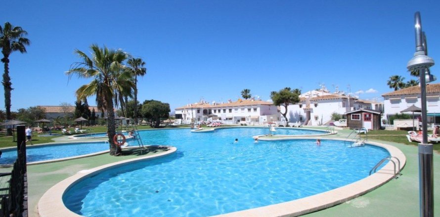 Bungalow in Torrevieja, Alicante, Spain 1 bedroom, 50 sq.m. No. 183063