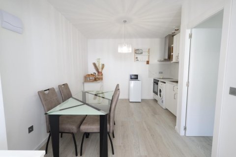 Bungalow for sale in Torrevieja, Alicante, Spain 1 bedroom, 50 sq.m. No. 183063 - photo 8