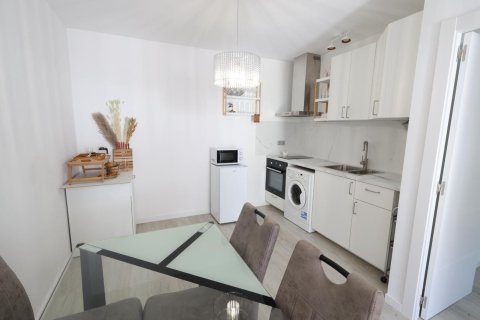 Bungalow for sale in Torrevieja, Alicante, Spain 1 bedroom, 50 sq.m. No. 183063 - photo 6