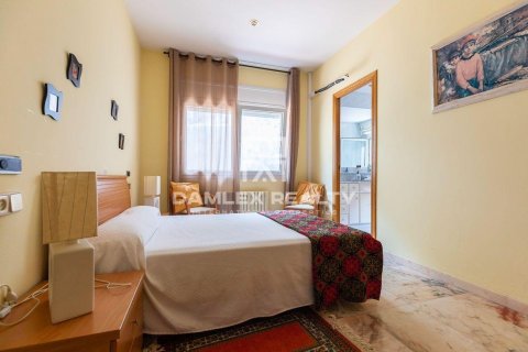 Dom w Santa Cristina d'Aro, Girona, Hiszpania 8 sypialni, 640 mkw. nr 177048 – zdjęcie 19