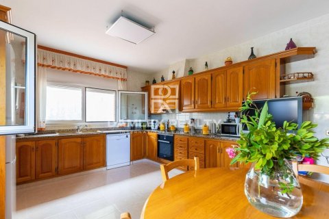 Dom w Santa Cristina d'Aro, Girona, Hiszpania 8 sypialni, 640 mkw. nr 177048 – zdjęcie 10