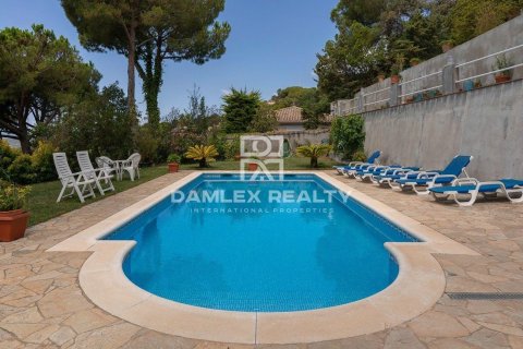 Dom w Santa Cristina d'Aro, Girona, Hiszpania 8 sypialni, 640 mkw. nr 177048 – zdjęcie 2