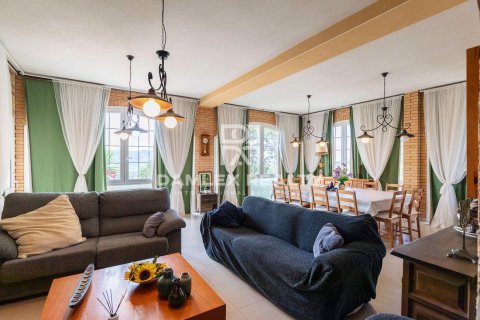 Dom w Santa Cristina d'Aro, Girona, Hiszpania 8 sypialni, 640 mkw. nr 177048 – zdjęcie 29