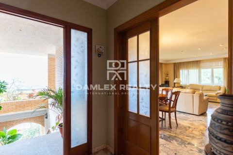 Dom w Santa Cristina d'Aro, Girona, Hiszpania 8 sypialni, 640 mkw. nr 177048 – zdjęcie 8
