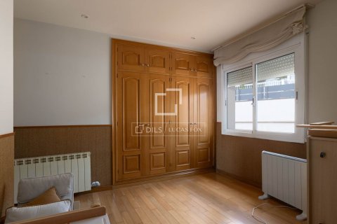 Villa for sale in Cabrils, Barcelona, Spain 5 bedrooms, 501 sq.m. No. 150388 - photo 27