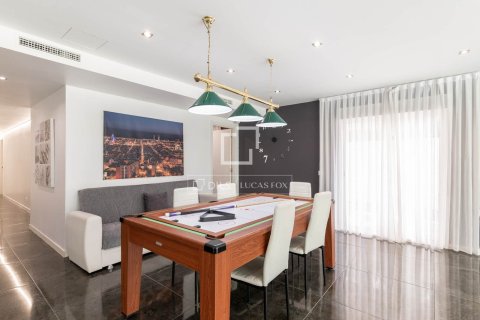 Villa in vendita a Castelldefels, Barcelona, Spagna 8 camere da letto, 475 mq. N° 150386 - foto 30