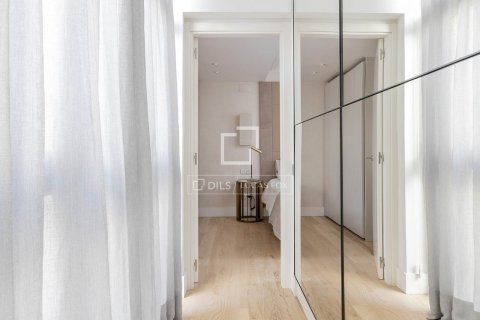 Penthouse à vendre à Barcelona, Espagne, 2 chambres, 77 m2 No. 150384 - photo 17