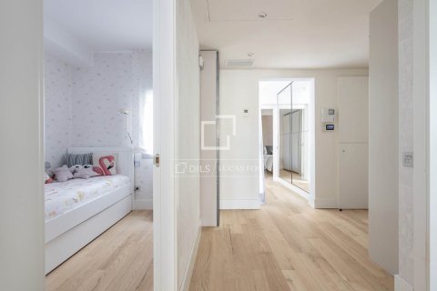 Penthouse à vendre à Barcelona, Espagne, 2 chambres, 77 m2 No. 150384 - photo 20