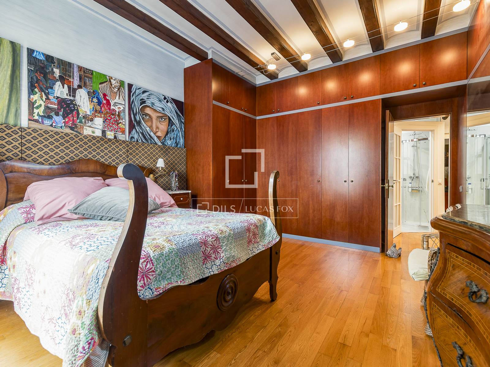 Wohnung in Barcelona, Spanien 3 Schlafzimmer, 174 m2 Nr. 150389