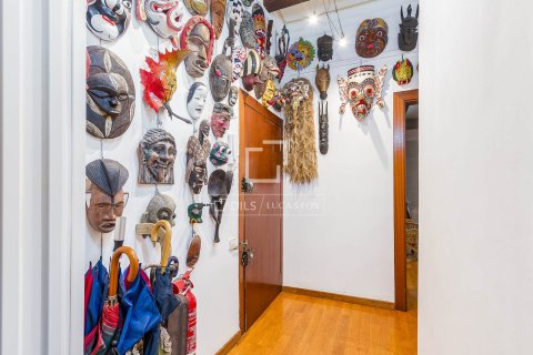 Apartment à vendre à Barcelona, Espagne, 3 chambres, 174 m2 No. 150389 - photo 23