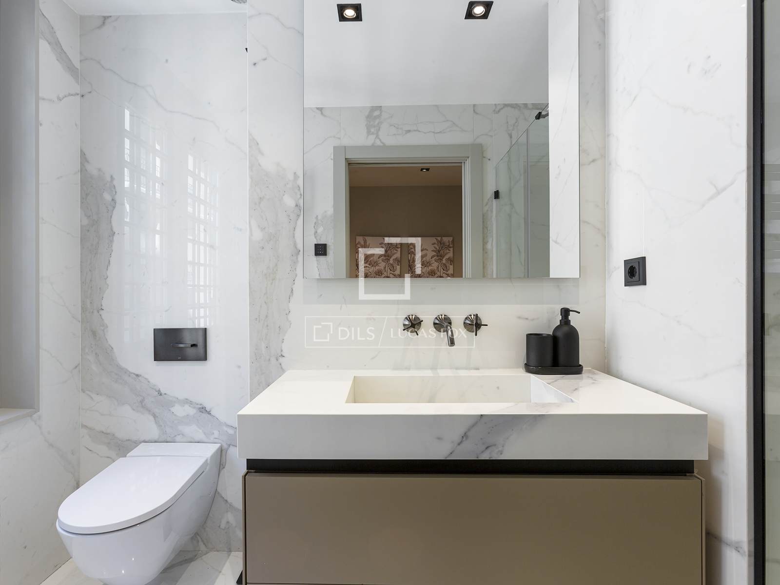 Dzīvoklis Barcelona, Spānijā 2 istabas, 85 m2 Nr. 150387