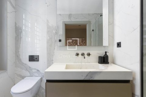 Apartment à vendre à Barcelona, Espagne, 2 chambres, 85 m2 No. 150387 - photo 23