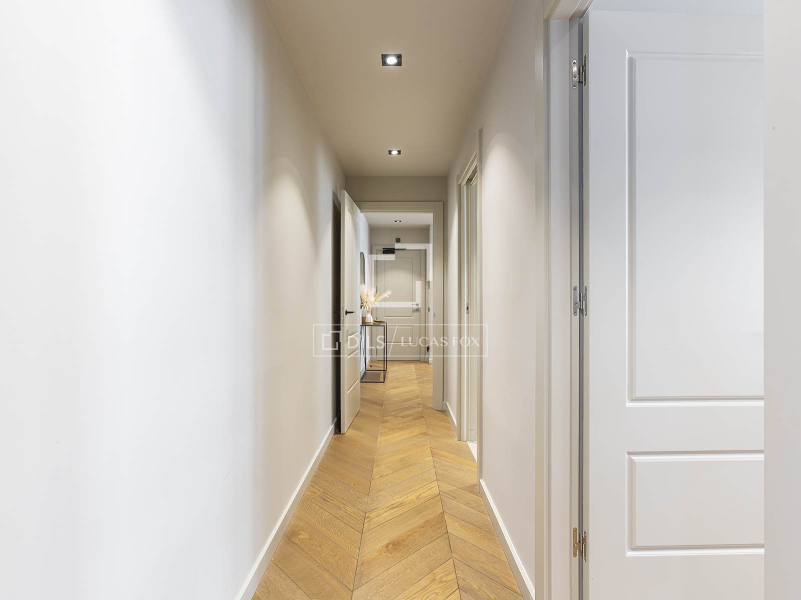 Dzīvoklis Barcelona, Spānijā 2 istabas, 85 m2 Nr. 150387