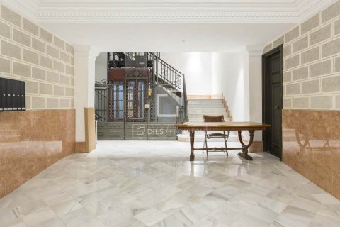 Apartment à vendre à Barcelona, Espagne, 2 chambres, 85 m2 No. 150387 - photo 24