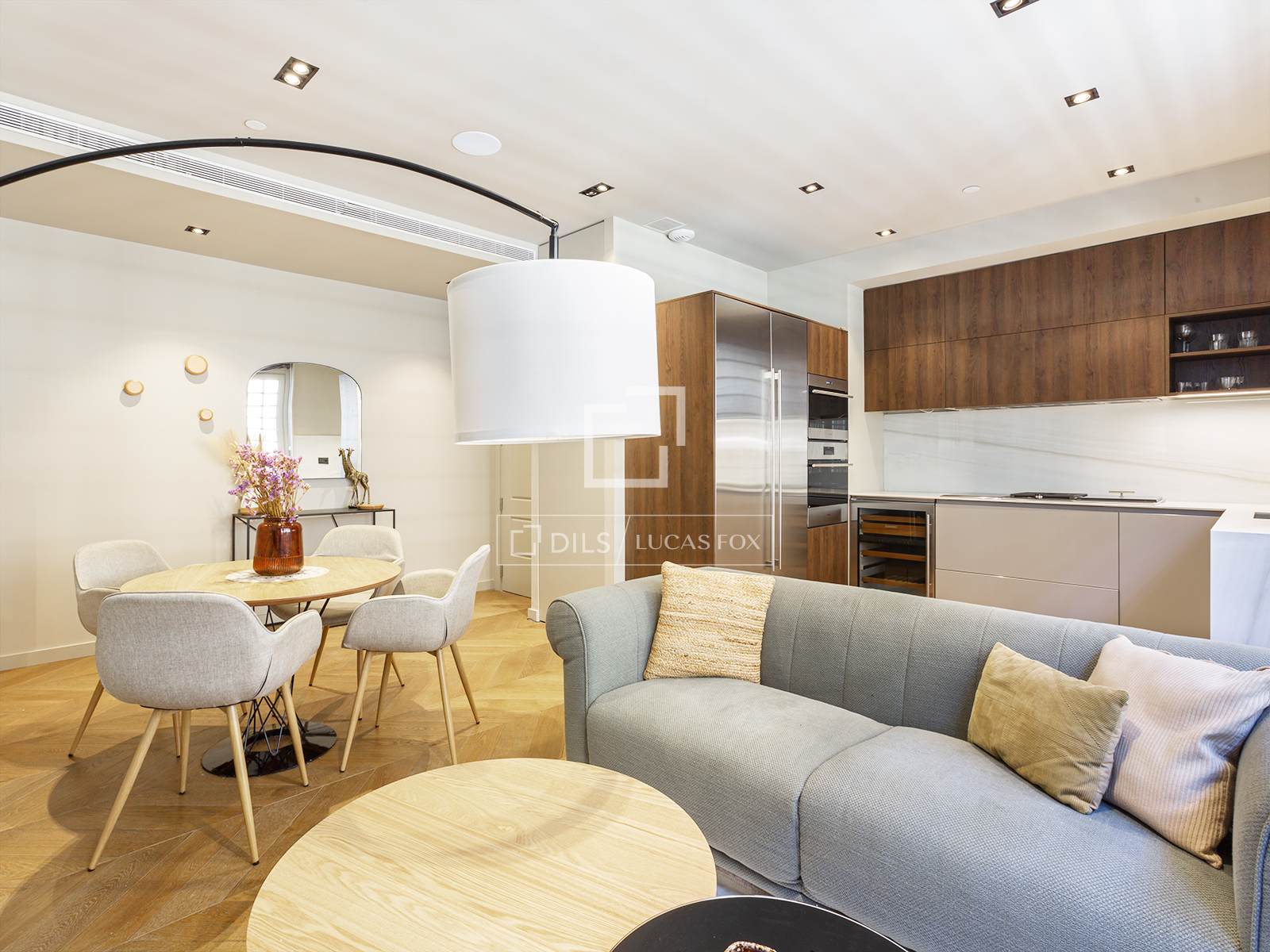 Dzīvoklis Barcelona, Spānijā 2 istabas, 85 m2 Nr. 150387