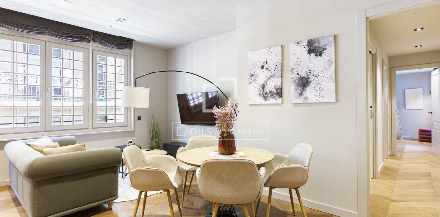 Apartment à Barcelona, Espagne 2 chambres, 85 m2 No. 150387