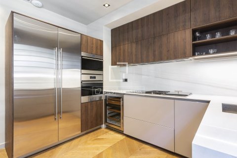 Apartment à vendre à Barcelona, Espagne, 2 chambres, 85 m2 No. 150387 - photo 3