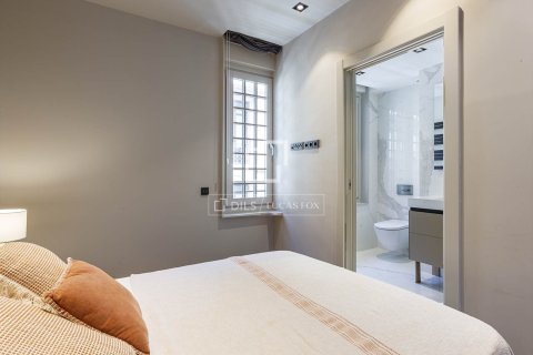 Apartment à vendre à Barcelona, Espagne, 2 chambres, 85 m2 No. 150387 - photo 20