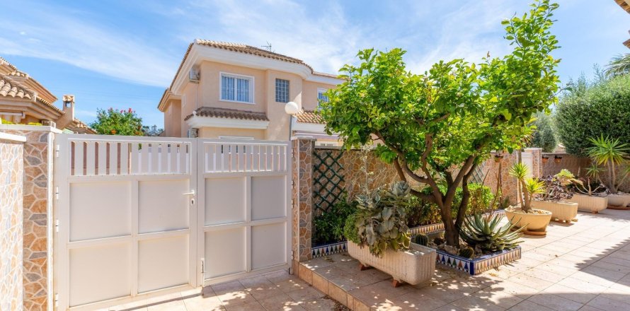 Townhouse in Los Balcones, Alicante, Spanien 3 Schlafzimmer, 98 m2 Nr. 147425
