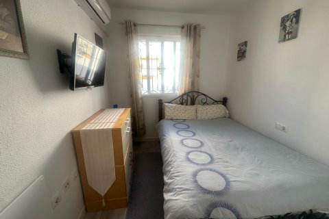 Kaupunkipientalo myytävänä Alicante, Espanja, 3 makuuhuonetta, 82 m2 No. 147424 - kuva 15