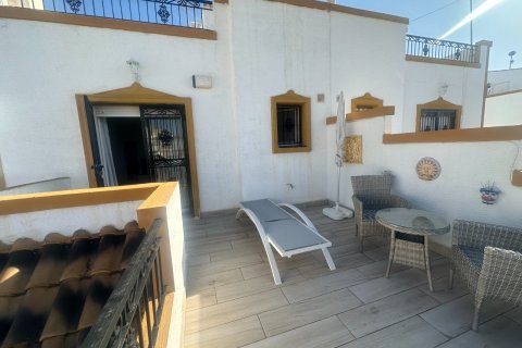 Kaupunkipientalo myytävänä Alicante, Espanja, 3 makuuhuonetta, 82 m2 No. 147424 - kuva 18