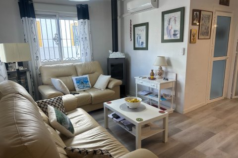 Kaupunkipientalo myytävänä Alicante, Espanja, 3 makuuhuonetta, 82 m2 No. 147424 - kuva 9