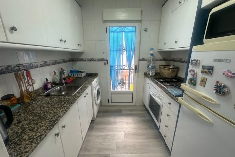 Kaupunkipientalo myytävänä Alicante, Espanja, 3 makuuhuonetta, 82 m2 No. 147424 - kuva 13