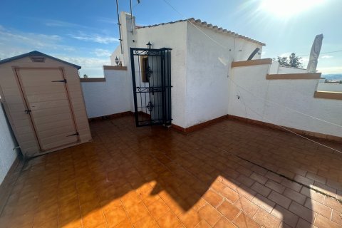 Kaupunkipientalo myytävänä Alicante, Espanja, 3 makuuhuonetta, 82 m2 No. 147424 - kuva 21