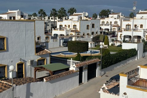 Kaupunkipientalo myytävänä Alicante, Espanja, 3 makuuhuonetta, 82 m2 No. 147424 - kuva 22