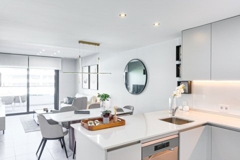 Dzīvoklis pārdošanā Torrevieja, Alicante, Spānijā 1 istaba, 86 m2 Nr. 147421 - attēls 5