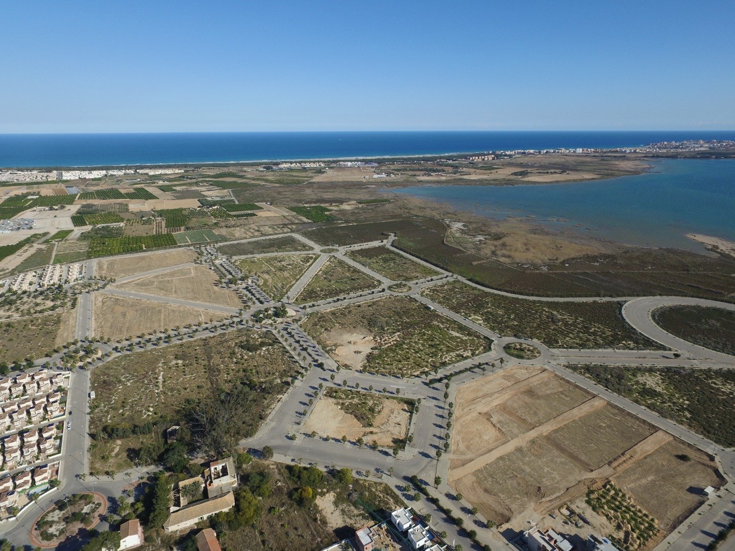 Apartment in Guardamar del Segura, Alicante, Spain 2 bedrooms, 85 sq.m. No. 80966