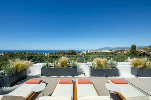 Villa for sale in Marbella, Malaga, Spain 8 bedrooms, 983.8 sq.m. No. 194664 - photo 5