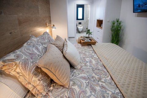 Kaupunkipientalo myytävänä Alicante, Espanja, 3 makuuhuonetta, 220 m2 No. 145103 - kuva 14